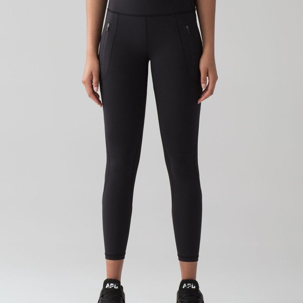 Lululemon Invigorate Tight 7/8 Black Size 6